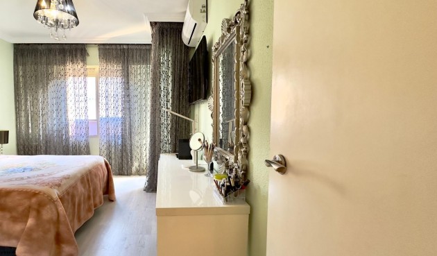 Brukt - Apartment -
Torrevieja - Centro