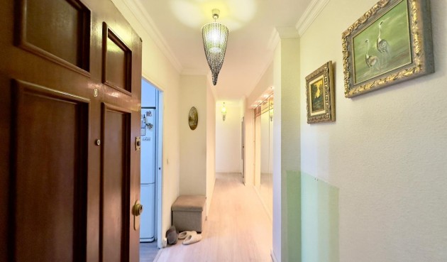 Brukt - Apartment -
Torrevieja - Centro