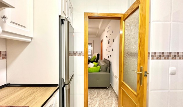 Brukt - Apartment -
Torrevieja - Centro