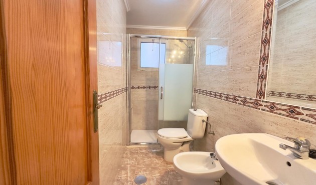 Brukt - Apartment -
Torrevieja - Playa del Cura