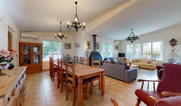 Brukt - Villa -
Orihuela