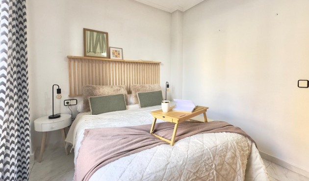 Brukt - Apartment -
Torrevieja - Playa del Cura