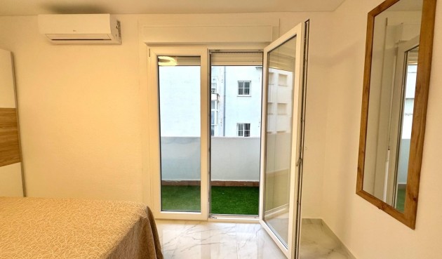 Brukt - Apartment -
Torrevieja - Playa del Cura