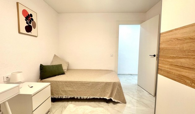 Brukt - Apartment -
Torrevieja - Playa del Cura
