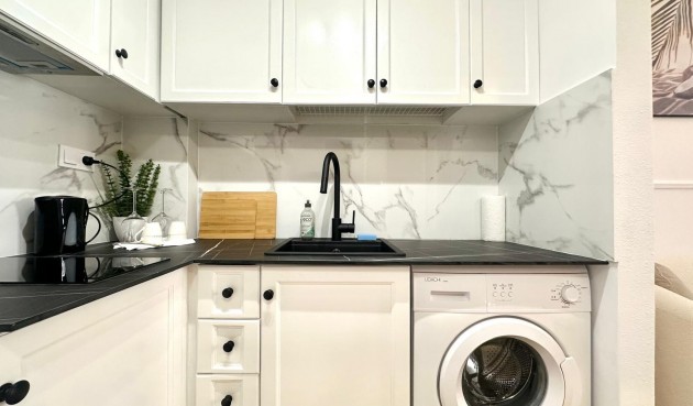 Reventa - Apartment -
Torrevieja - Centro