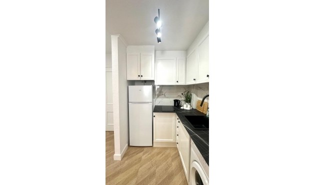 Reventa - Apartment -
Torrevieja - Centro