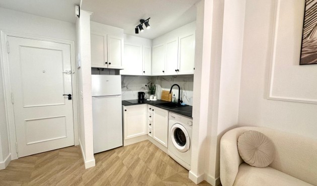 Reventa - Apartment -
Torrevieja - Centro