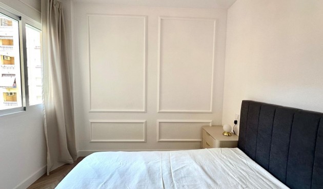 Reventa - Apartment -
Torrevieja - Centro