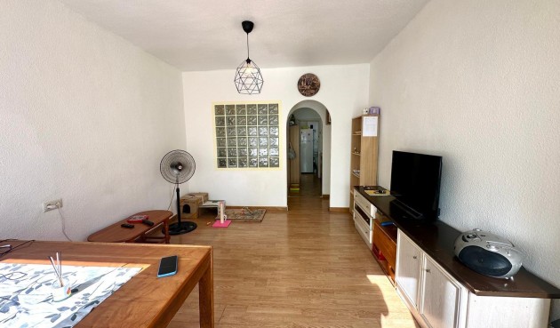 Brukt - Apartment -
Torrevieja - Estacion De Autobuses