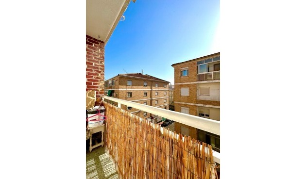 Brukt - Apartment -
Torrevieja - Estacion De Autobuses