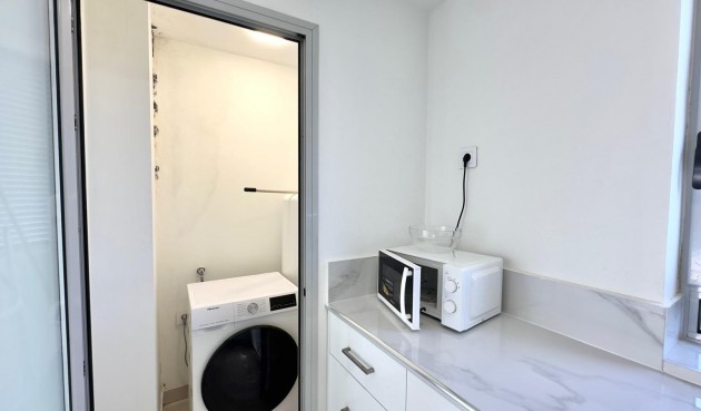 Brukt - Apartment -
Finestrat