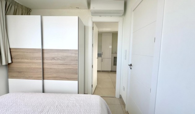 Brukt - Apartment -
Finestrat