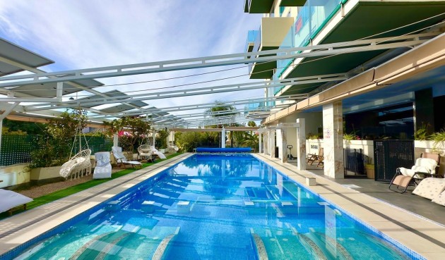 Brukt - Apartment -
Finestrat