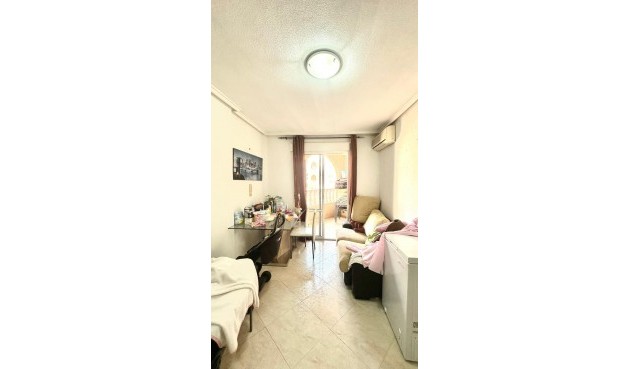 Brukt - Apartment -
Torrevieja - Estacion De Autobuses