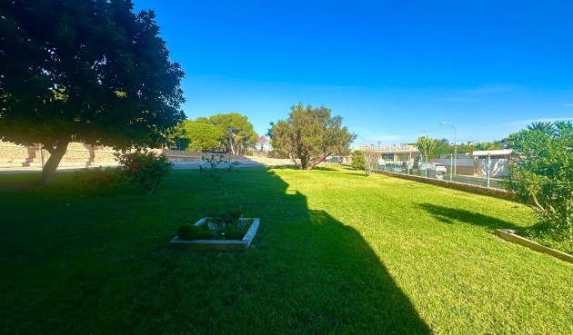 Brukt - Apartment -
Orihuela Costa - Altos De Campoamor