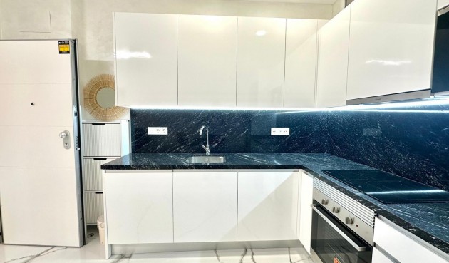 Brukt - Apartment -
Torrevieja - Playa del Cura