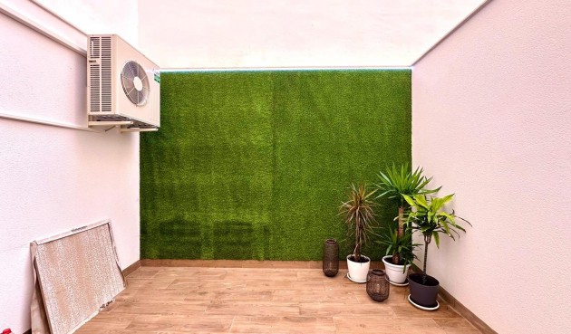 Brukt - Apartment -
Torrevieja - Playa del Cura