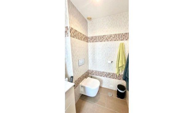 Brukt - Town House -
Torrevieja - aguas nuevas