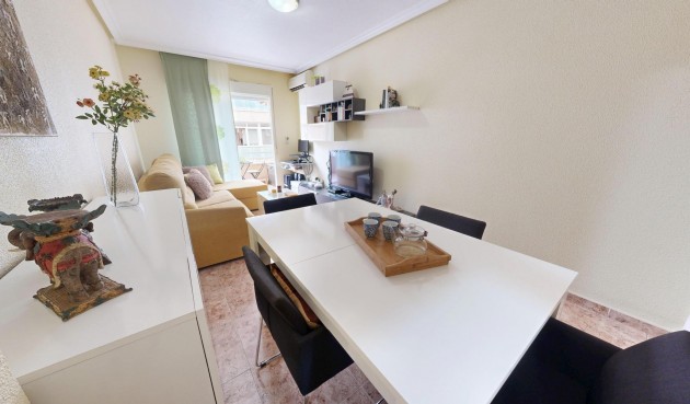 Brukt - Apartment -
Torrevieja - Estacion De Autobuses