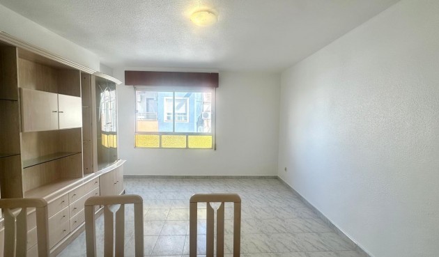 Brukt - Apartment -
Torrevieja - Estacion De Autobuses