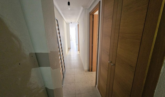 Återförsäljning - Apartment -
Torrevieja