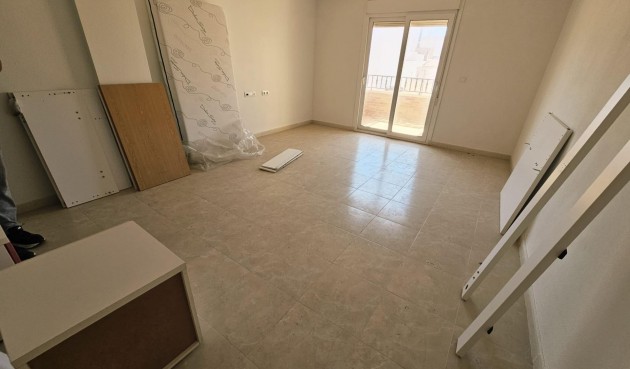Återförsäljning - Apartment -
Torrevieja