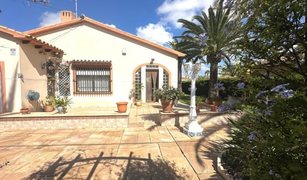 Brukt - Villa -
Cabo Roig - Costa Blanca