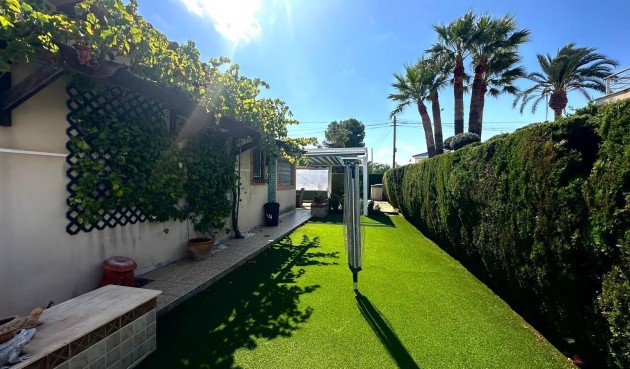 Brukt - Villa -
Cabo Roig - Costa Blanca