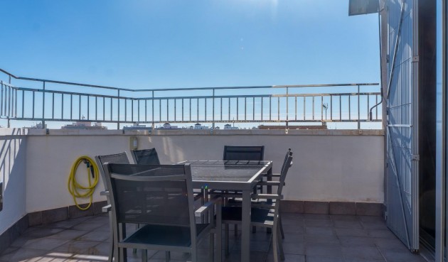 Brukt - Apartment -
Torrevieja - Estacion De Autobuses