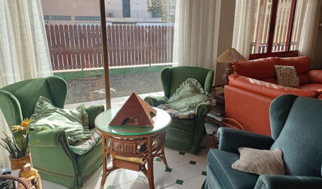 Brukt - Villa -
Orihuela Costa - Campoamor