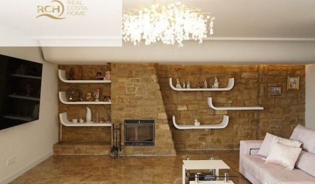 Brukt - Villa -
La Nucía - Montebello - Nou Espai