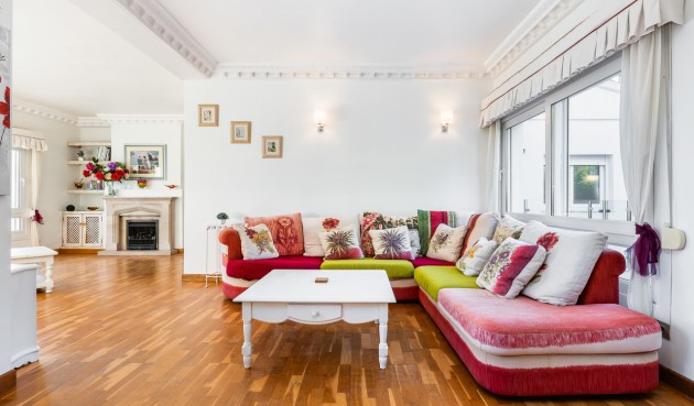 Brukt - Villa -
Dehesa de Campoamor - Costa Blanca