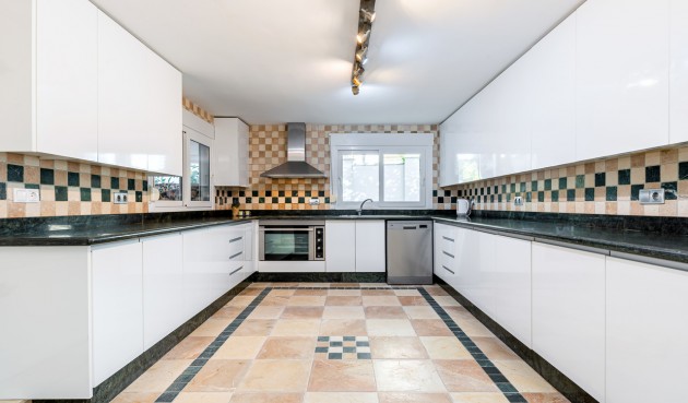 Brukt - Villa -
Dehesa de Campoamor - Costa Blanca