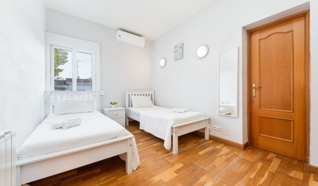 Brukt - Villa -
Dehesa de Campoamor - Costa Blanca