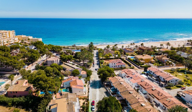 Brukt - Villa -
Dehesa de Campoamor - Costa Blanca