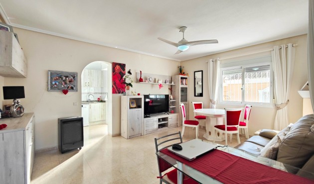 Brukt - Villa -
Ciudad Quesada - Costa Blanca