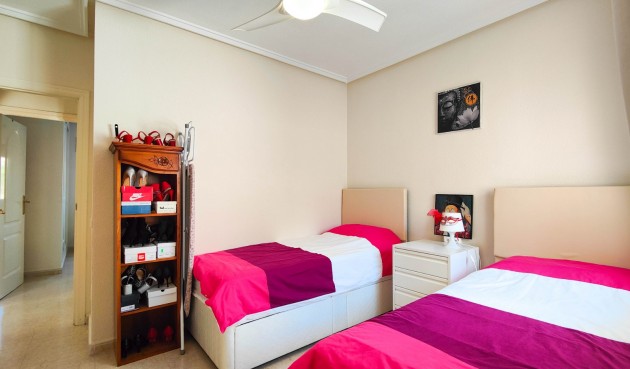 Brukt - Villa -
Ciudad Quesada - Costa Blanca