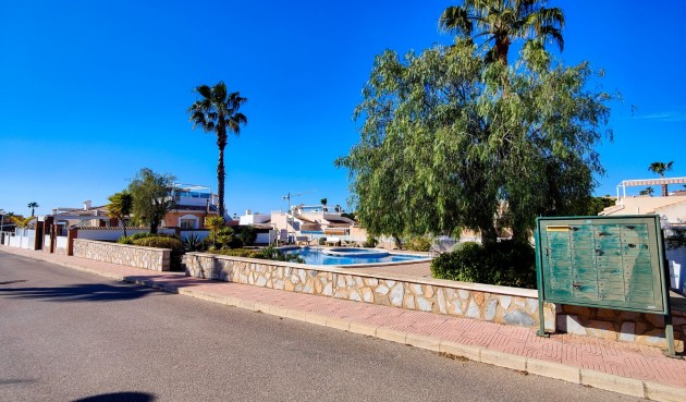 Brukt - Villa -
Ciudad Quesada - Costa Blanca