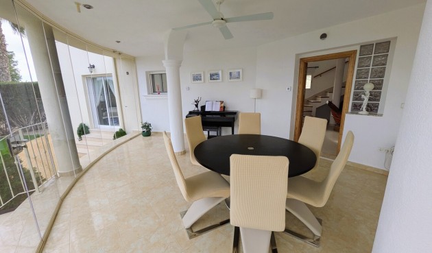 Brukt - Villa -
Campos del Río