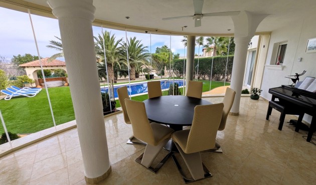 Brukt - Villa -
Campos del Río