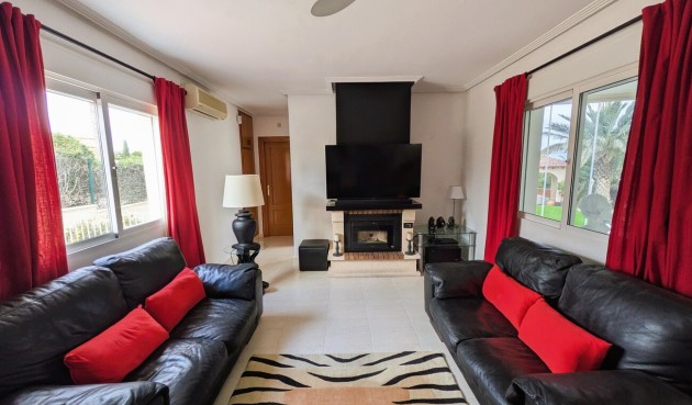 Brukt - Villa -
Campos del Río