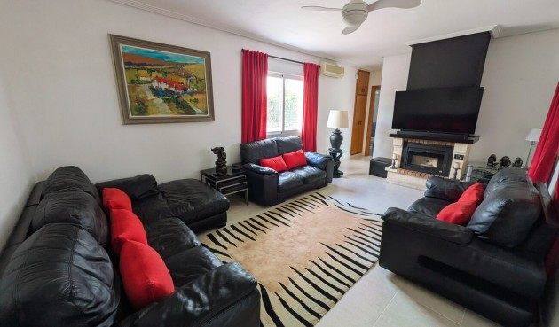 Brukt - Villa -
Campos del Río