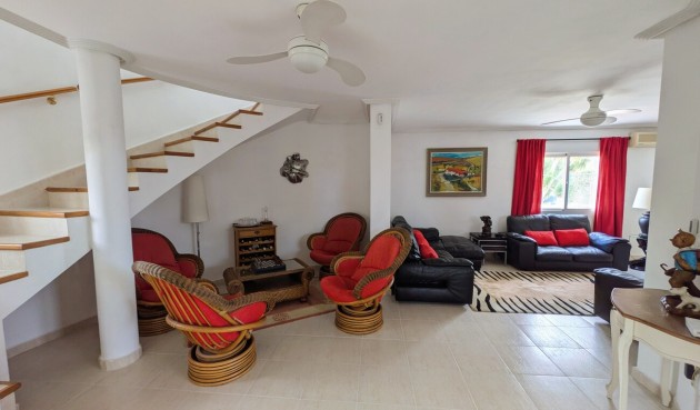 Brukt - Villa -
Campos del Río