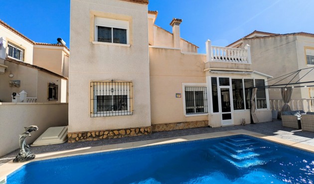Reventa - Villa -
San Miguel de Salinas