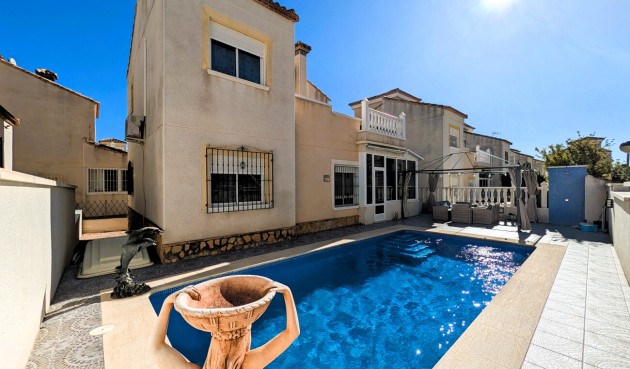 Reventa - Villa -
San Miguel de Salinas