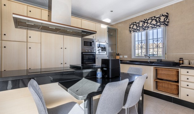 Brukt - Villa -
Bigastro - Inland