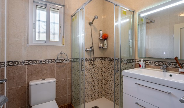 Brukt - Villa -
Bigastro - Inland