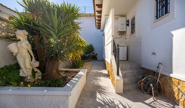 Brukt - Villa -
Bigastro - Inland