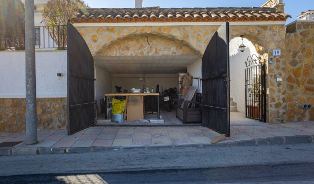 Brukt - Villa -
Bigastro - Inland