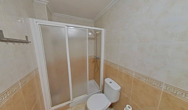 Brukt - Apartment -
Torrevieja - Estacion De Autobuses